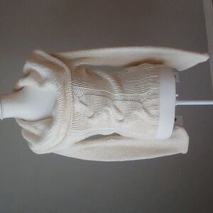 Saskia | Cable Knit Bell Sleeve Sweater